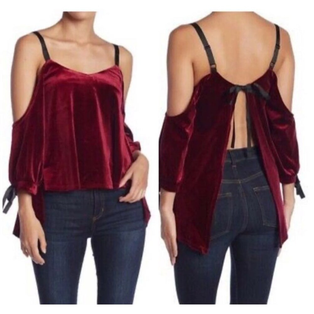 NWT Romeo + Juliet Velvet Red Off-Shoulder cold Shoulder Back Tie S